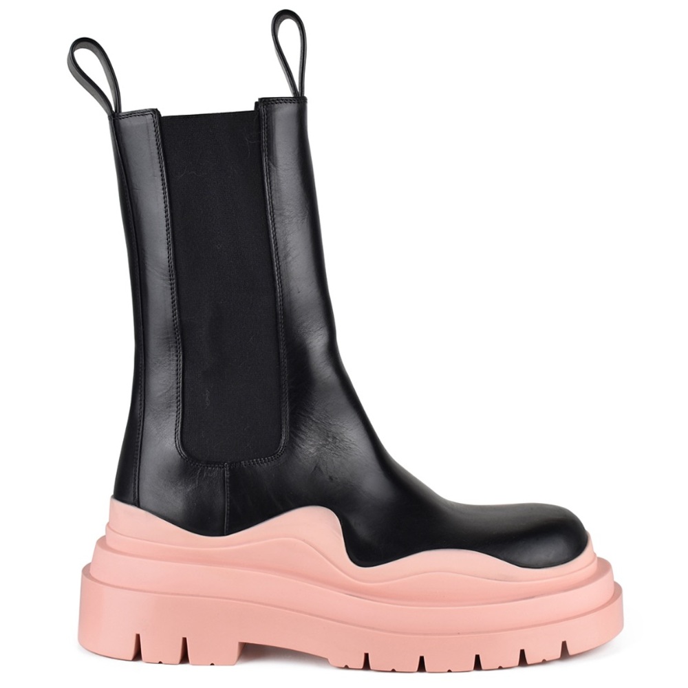 Bottega Veneta Black & Pink Chelsea Tire boots Size 40